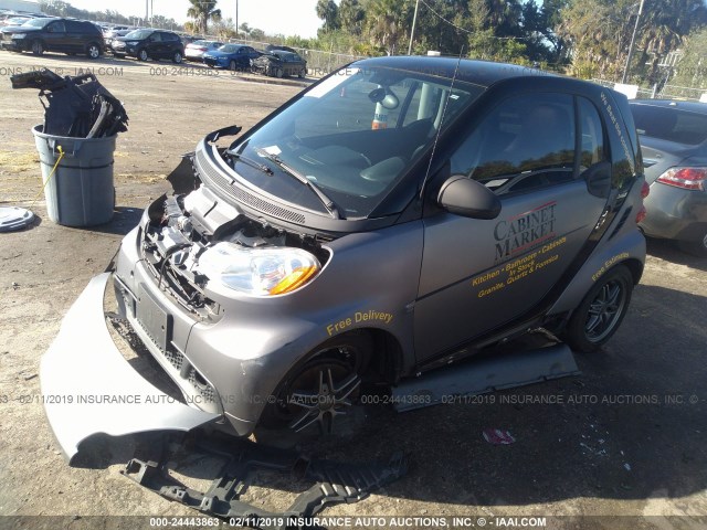 WMEEJ3BA7DK582510 - 2013 SMART FORTWO PURE/PASSION GRAY photo 2