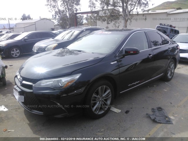 4T1BF1FK2HU640295 - 2017 TOYOTA CAMRY LE/XLE/SE/XSE BLACK photo 2