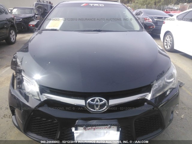 4T1BF1FK2HU640295 - 2017 TOYOTA CAMRY LE/XLE/SE/XSE BLACK photo 6