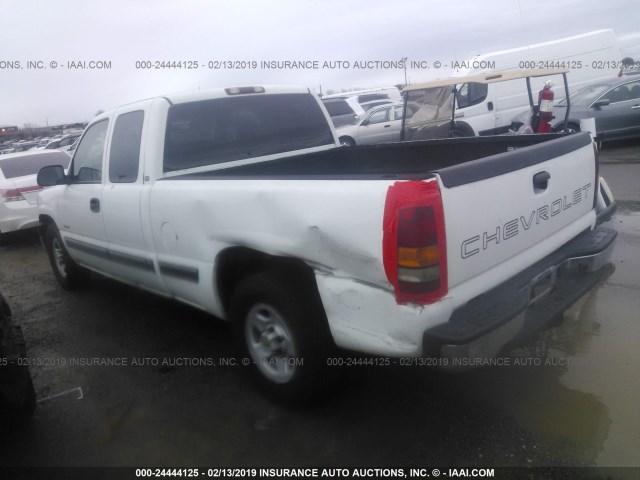 2GCEC19X621242026 - 2002 CHEVROLET SILVERADO C1500 WHITE photo 3