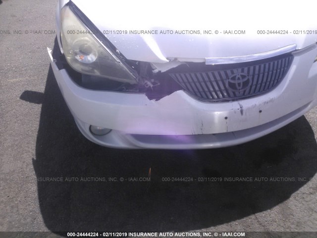 4T1CA30P54U007397 - 2004 TOYOTA CAMRY SOLARA SE/SLE WHITE photo 6