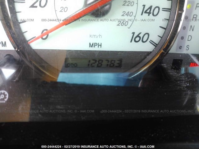 4T1CA30P54U007397 - 2004 TOYOTA CAMRY SOLARA SE/SLE WHITE photo 7