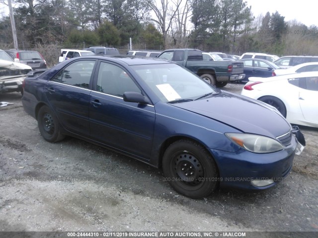 4T1BE32K03U228339 - 2003 TOYOTA CAMRY LE/XLE/SE BLUE photo 1