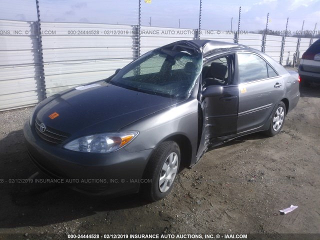 JTDBE32K830191603 - 2003 TOYOTA CAMRY LE/XLE Сұр фото 2