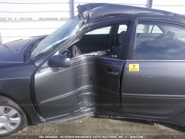 JTDBE32K830191603 - 2003 TOYOTA CAMRY LE/XLE Сұр фото 6