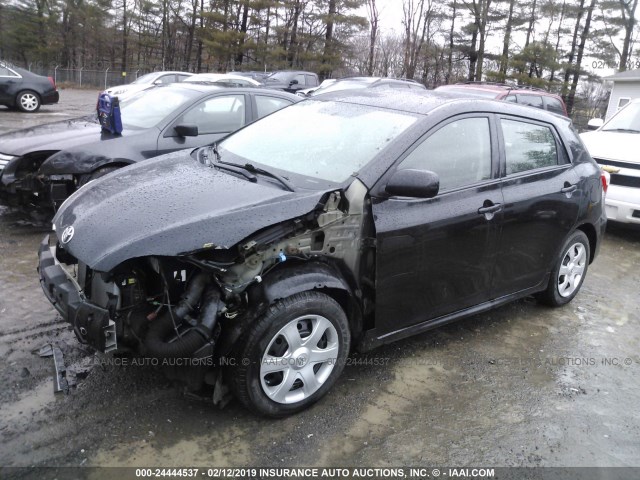 2T1KU4EE8AC336785 - 2010 TOYOTA COROLLA MATRIX  BLACK photo 2