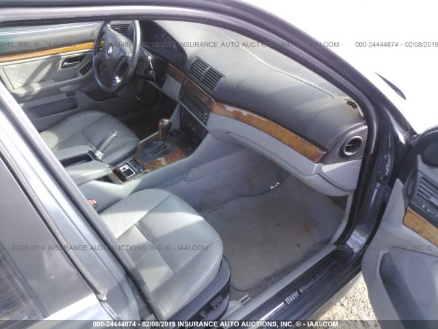 WBADT43411GX23666 - 2001 BMW 525 I AUTOMATIC GRAY photo 5