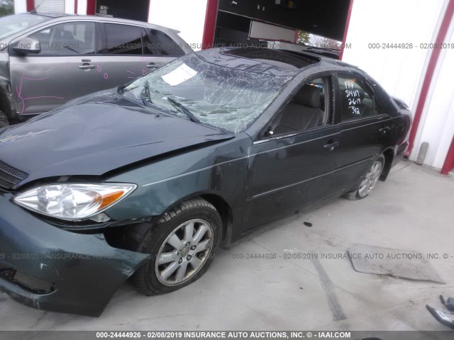 4T1BF30K84U063223 - 2004 TOYOTA CAMRY LE/XLE/SE GREEN photo 2