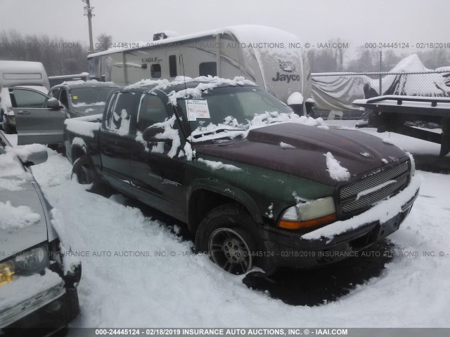 1B7GL2AN1YS673357 - 2000 DODGE DAKOTA QUAD GREEN photo 1