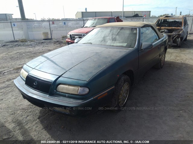 1C3XU4530PF654232 - 1993 CHRYSLER LEBARON GREEN photo 2