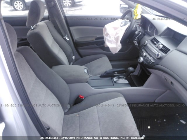 1HGCP2F41AA168807 - 2010 HONDA ACCORD LXP SILVER photo 5