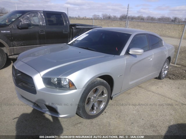 2C3CDXAT6CH240192 - 2012 DODGE CHARGER POLICE SILVER photo 2