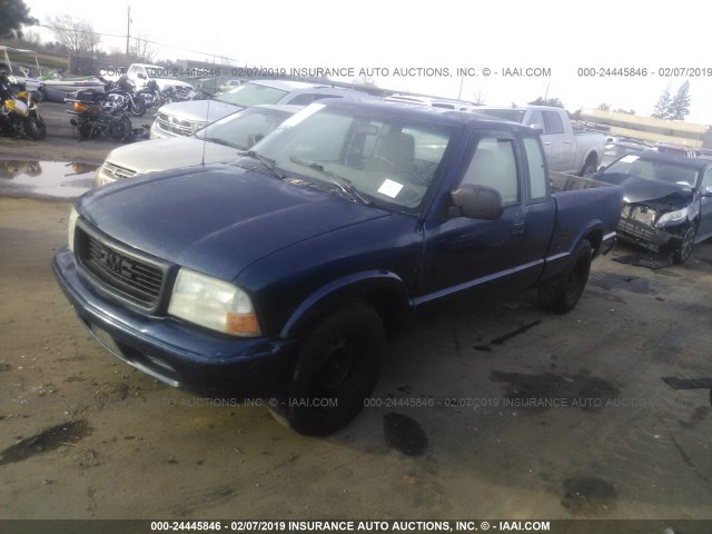 1GTCS19W428150119 - 2002 GMC SONOMA BLUE photo 2