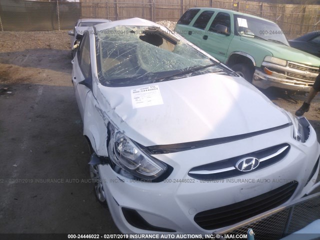 KMHCT5AEXHU362834 - 2017 HYUNDAI ACCENT SE SILVER photo 6