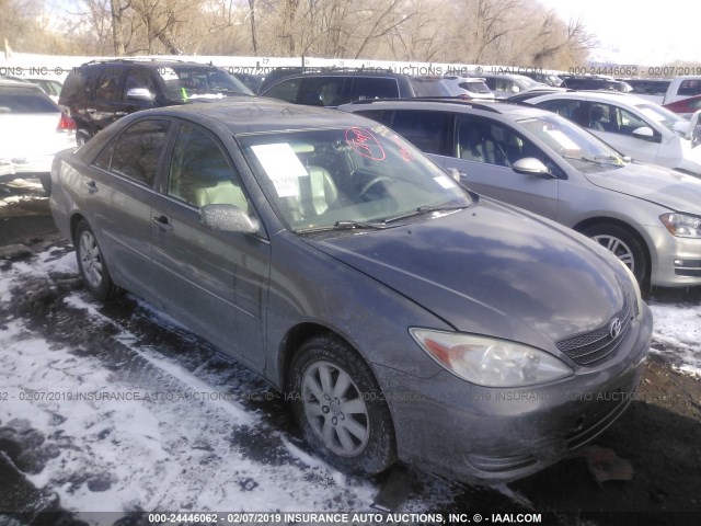 JTDBE30K020065964 - 2002 TOYOTA CAMRY LE/XLE/SE GRAY photo 1