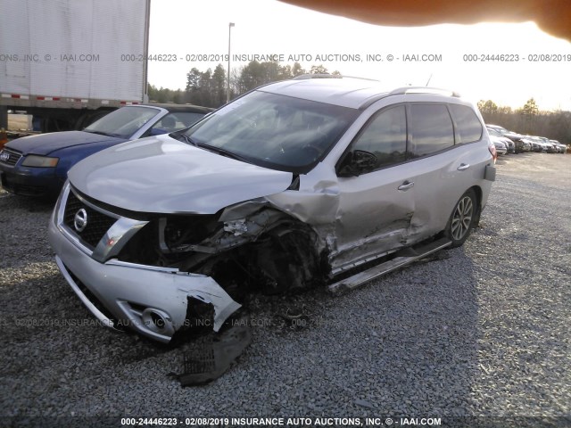 5N1AR2MN4FC715605 - 2015 NISSAN PATHFINDER S/SV/SL/PLATINUM SILVER photo 2