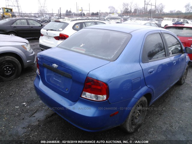 KL1TD52695B315978 - 2005 CHEVROLET AVEO LS BLUE photo 4