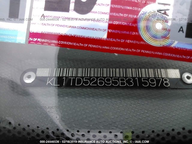 KL1TD52695B315978 - 2005 CHEVROLET AVEO LS BLUE photo 9