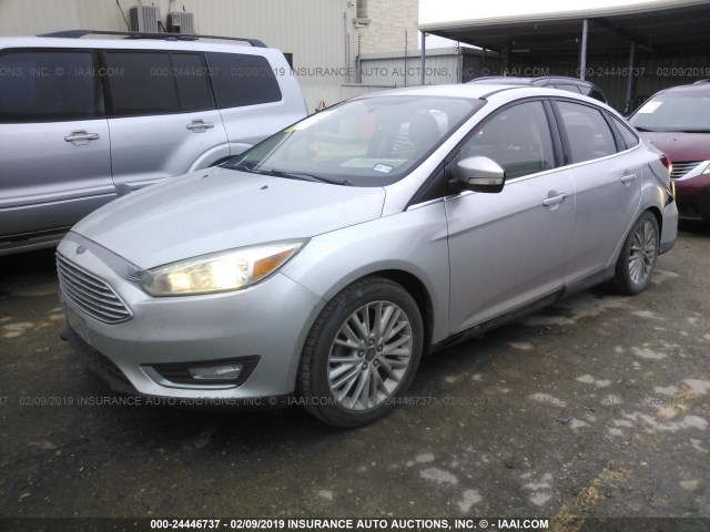 1FADP3J28FL240487 - 2015 FORD FOCUS TITANIUM SILVER photo 2