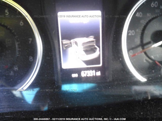 4T1BF1FK5GU567910 - 2016 TOYOTA CAMRY LE/XLE/SE/XSE ვერცხლისფერი ფოტო 7