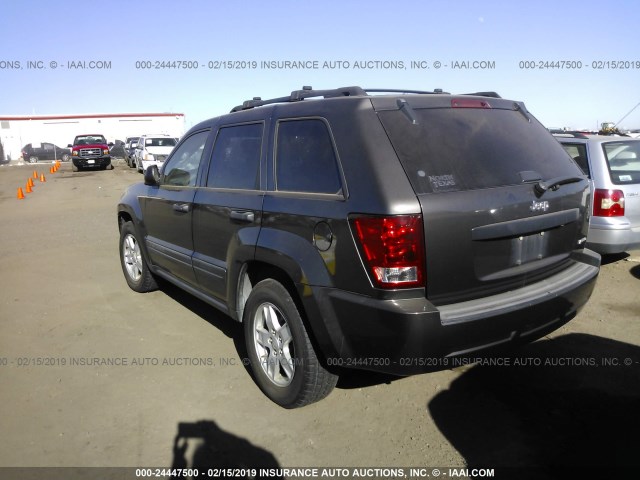 1J4GS48K55C724255 - 2005 JEEP GRAND CHEROKEE LAREDO/COLUMBIA/FREEDOM 深棕色 照片 3