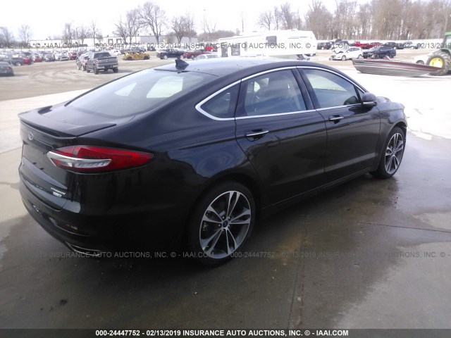 3FA6P0D9XKR141472 - 2019 FORD FUSION TITANIUM BLACK photo 4