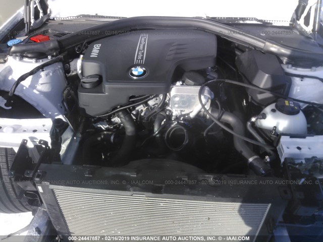 WBA8A3C55JA489383 - 2018 BMW 320 XI WHITE photo 10