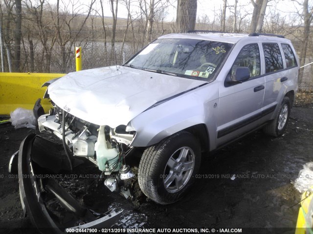 1J4HR48N05C518965 - 2005 JEEP GRAND CHEROKEE LAREDO/COLUMBIA/FREEDOM 银色 照片 2