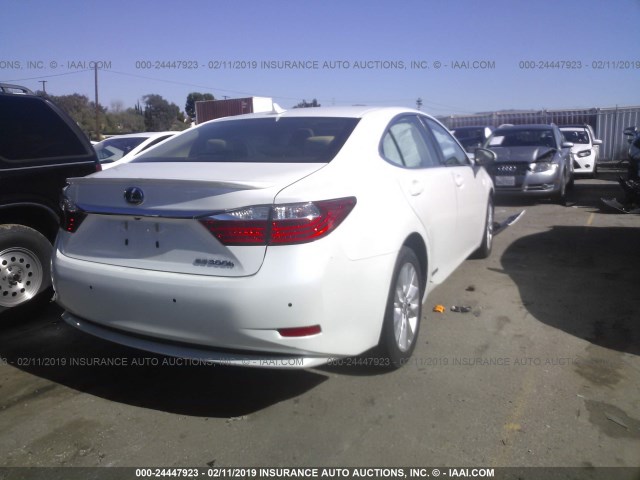 JTHBW1GG5E2047826 - 2014 LEXUS ES 300H WHITE photo 4