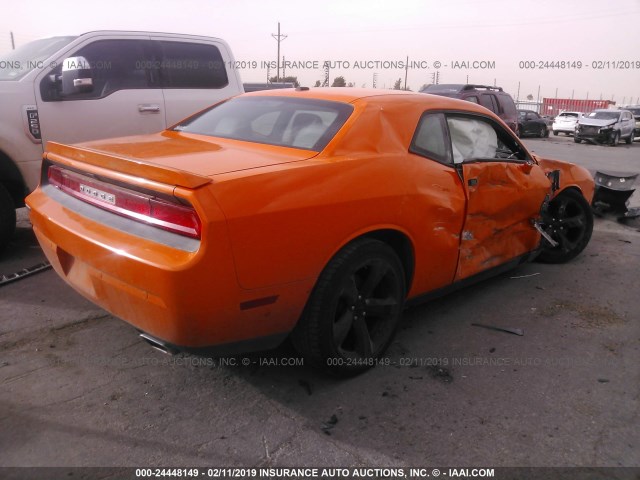 2C3CDYAG6EH205115 - 2014 DODGE CHALLENGER SXT ORANGE photo 4