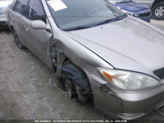 4T1BE32K62U620899 - 2002 TOYOTA CAMRY LE/XLE/SE GOLD photo 6