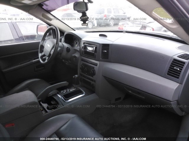 1J4GR48K35C711693 - 2005 JEEP GRAND CHEROKEE LAREDO/COLUMBIA/FREEDOM 黑色 照片 5