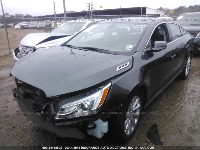 1G4GB5G31GF236682 - 2016 BUICK LACROSSE GRAY photo 2