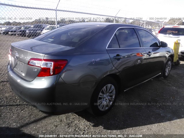 4T1BF1FK2EU335620 - 2014 TOYOTA CAMRY L/SE/LE/XLE Boz foto 4