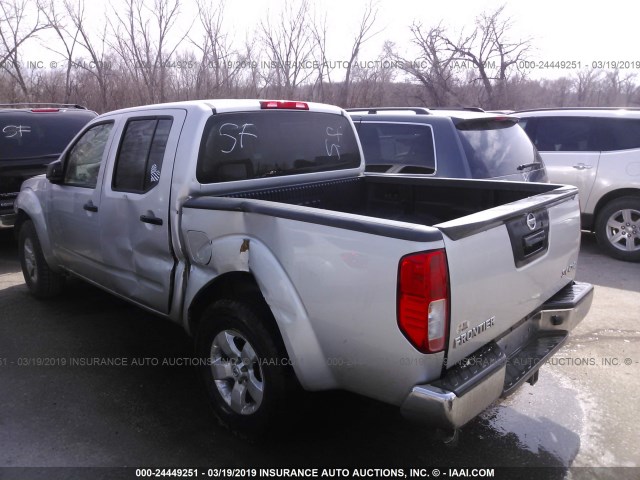 1N6AD0EV1DN715355 - 2013 NISSAN FRONTIER S/SV/SL/PRO-4X SILVER photo 3