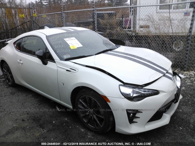 JF1ZNAA16H8708133 - 2017 TOYOTA 86 SPECIAL EDITION WHITE photo 1