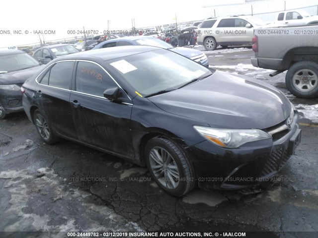 4T1BF1FK4FU887766 - 2015 TOYOTA CAMRY LE/XLE/SE/XSE BLACK photo 1