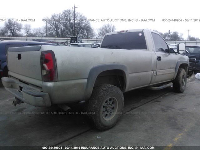 1GCHC24U63Z134790 - 2003 CHEVROLET SILVERADO C2500 HEAVY DUTY GRAY photo 4