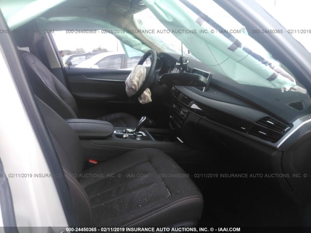 5UXKR0C56G0S91196 - 2016 BMW X5 XDRIVE35I WHITE photo 5