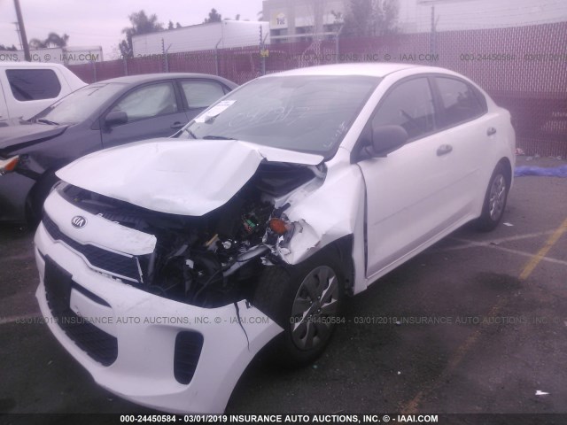 3KPA24AB2JE047917 - 2018 KIA RIO LX/S WHITE photo 2