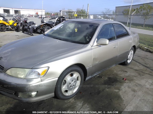 JT8BF28G0Y0285877 - 2000 LEXUS ES 300 TAN photo 2