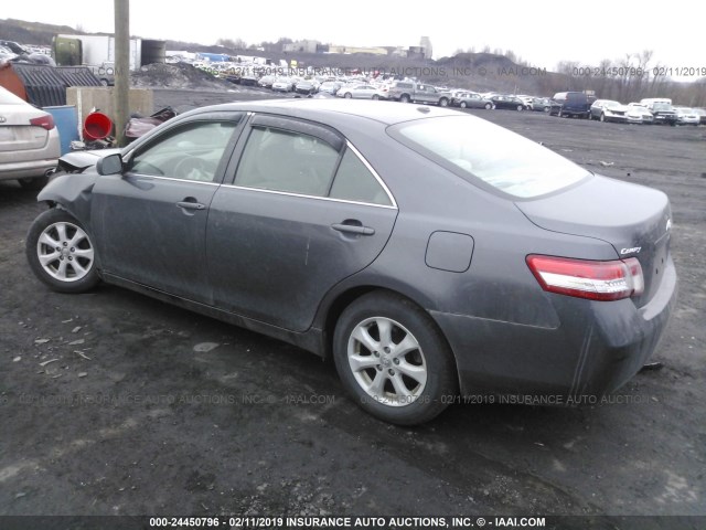 4T1BF3EK4AU538936 - 2010 TOYOTA CAMRY SE/LE/XLE 灰色 照片 3