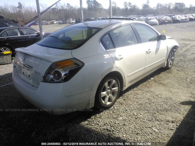 1N4AL21E69N413368 - 2009 NISSAN ALTIMA 2.5/2.5S WHITE photo 4