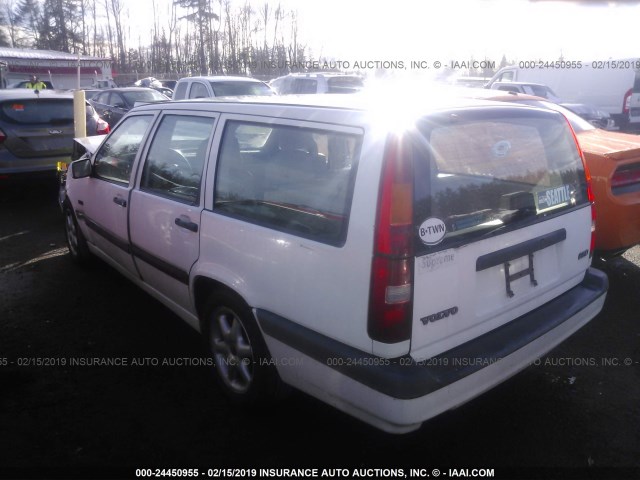 YV1LW5545V2328511 - 1997 VOLVO 850 WHITE photo 3