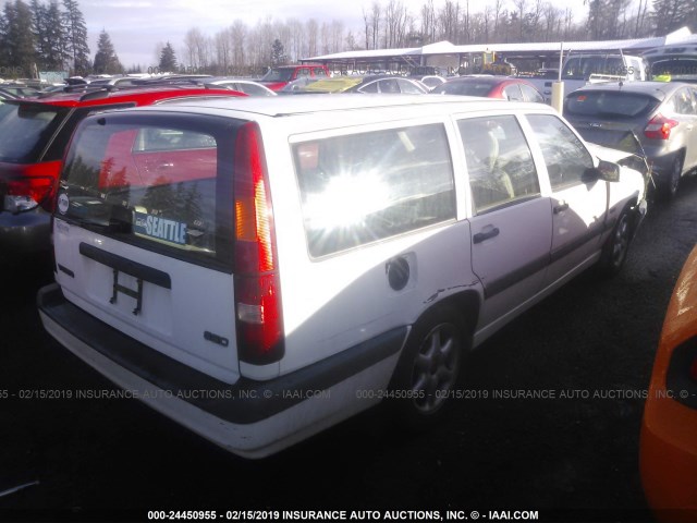 YV1LW5545V2328511 - 1997 VOLVO 850 WHITE photo 4