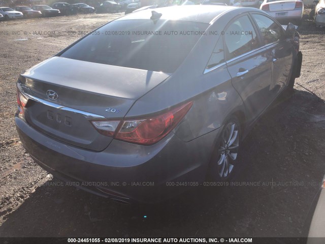 5NPEC4AB7BH317123 - 2011 HYUNDAI SONATA SE/LIMITED GRAY photo 4