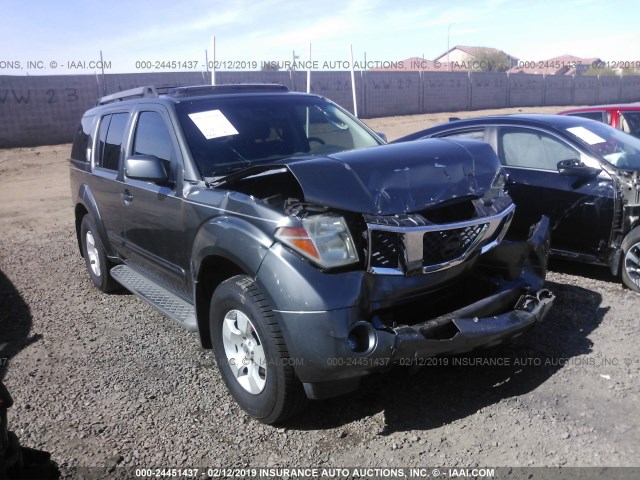 5N1AR18U85C786803 - 2005 NISSAN PATHFINDER LE/SE/XE GRAY photo 1