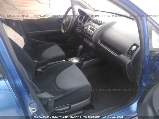 JHMGD38487S028444 - 2007 HONDA FIT BLUE photo 5