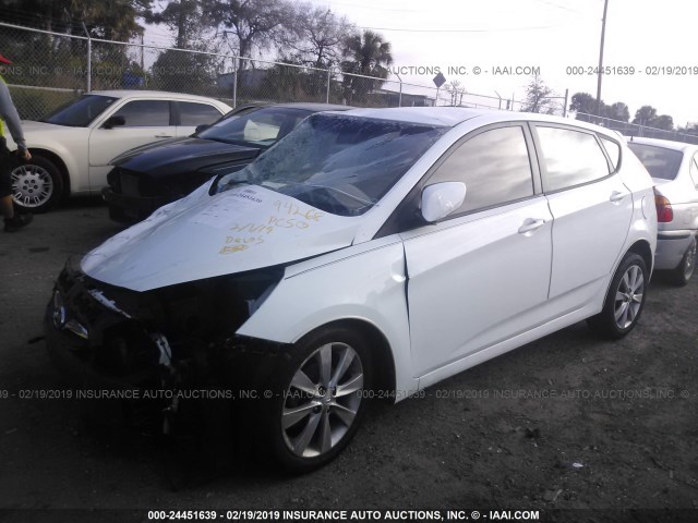 KMHCU5AE3CU053843 - 2012 HYUNDAI ACCENT GLS/GS/SE WHITE photo 2