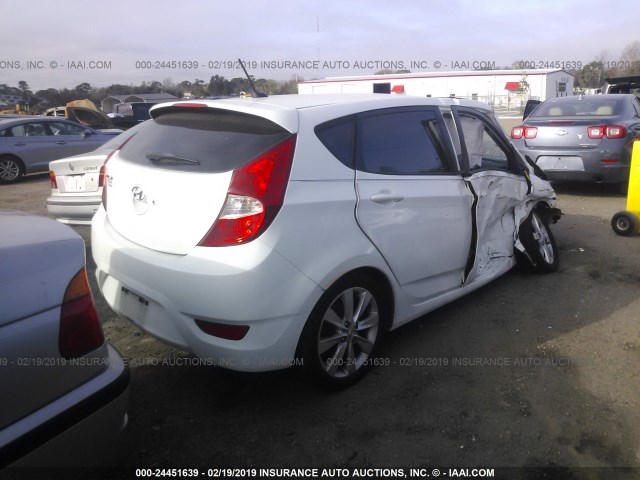 KMHCU5AE3CU053843 - 2012 HYUNDAI ACCENT GLS/GS/SE WHITE photo 4